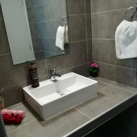 Stonegarden Apartment